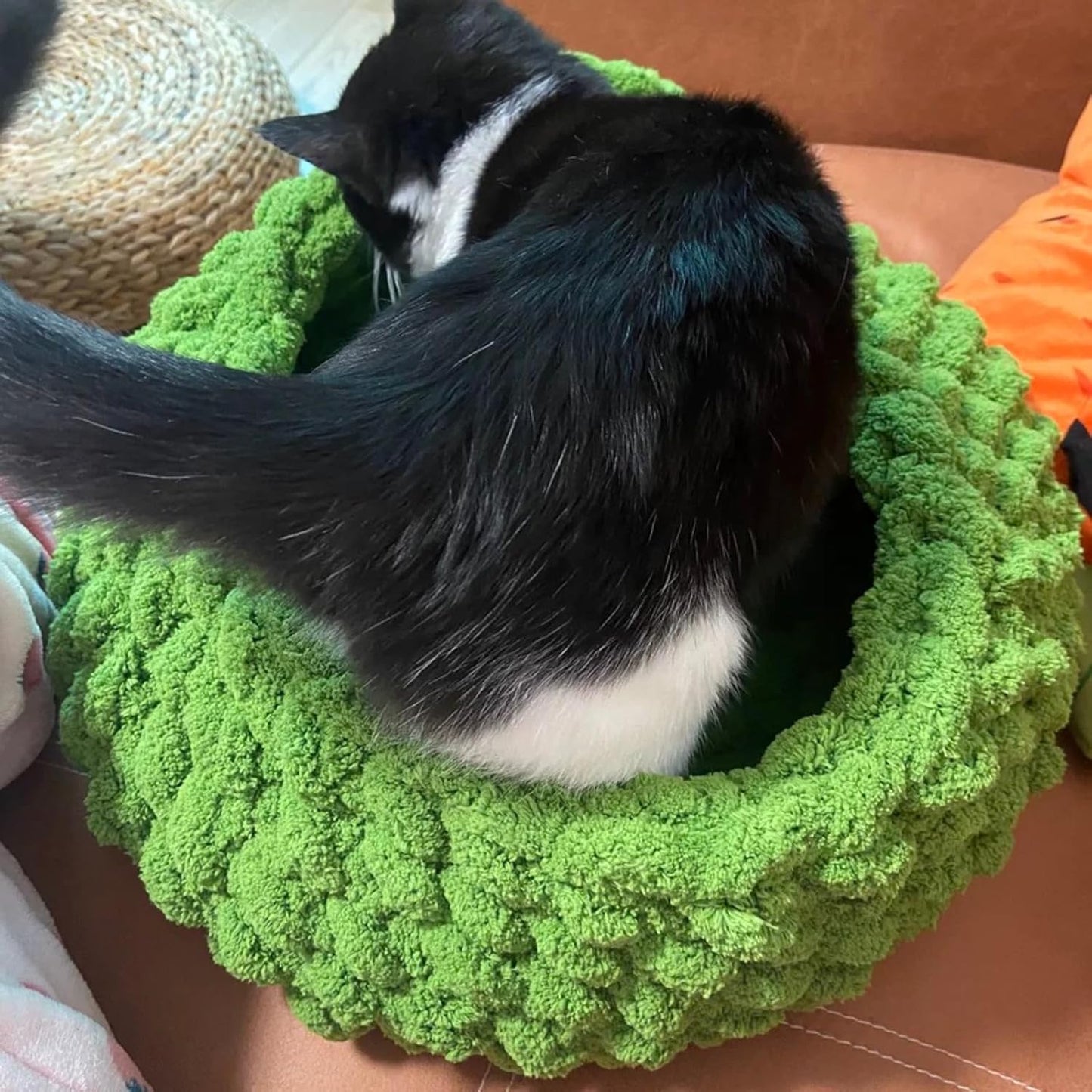 Cat Nest Bed – Premium Handwoven Washable Extra Soft Round Cave House for Indoor Kitten & Kitty, Small & Large (DGreen,Large)